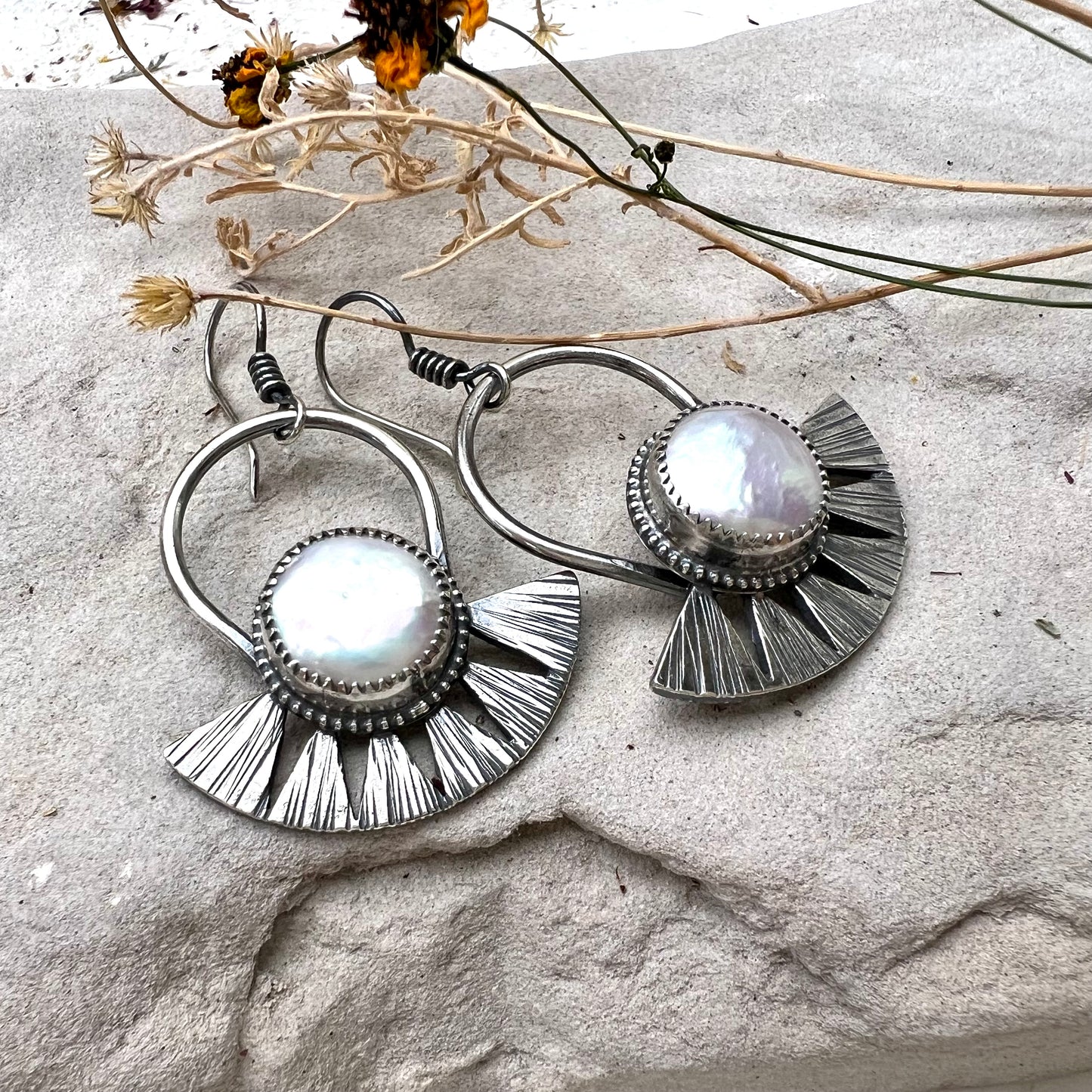 Freshwater Pearl Juniper Hoop Earrings