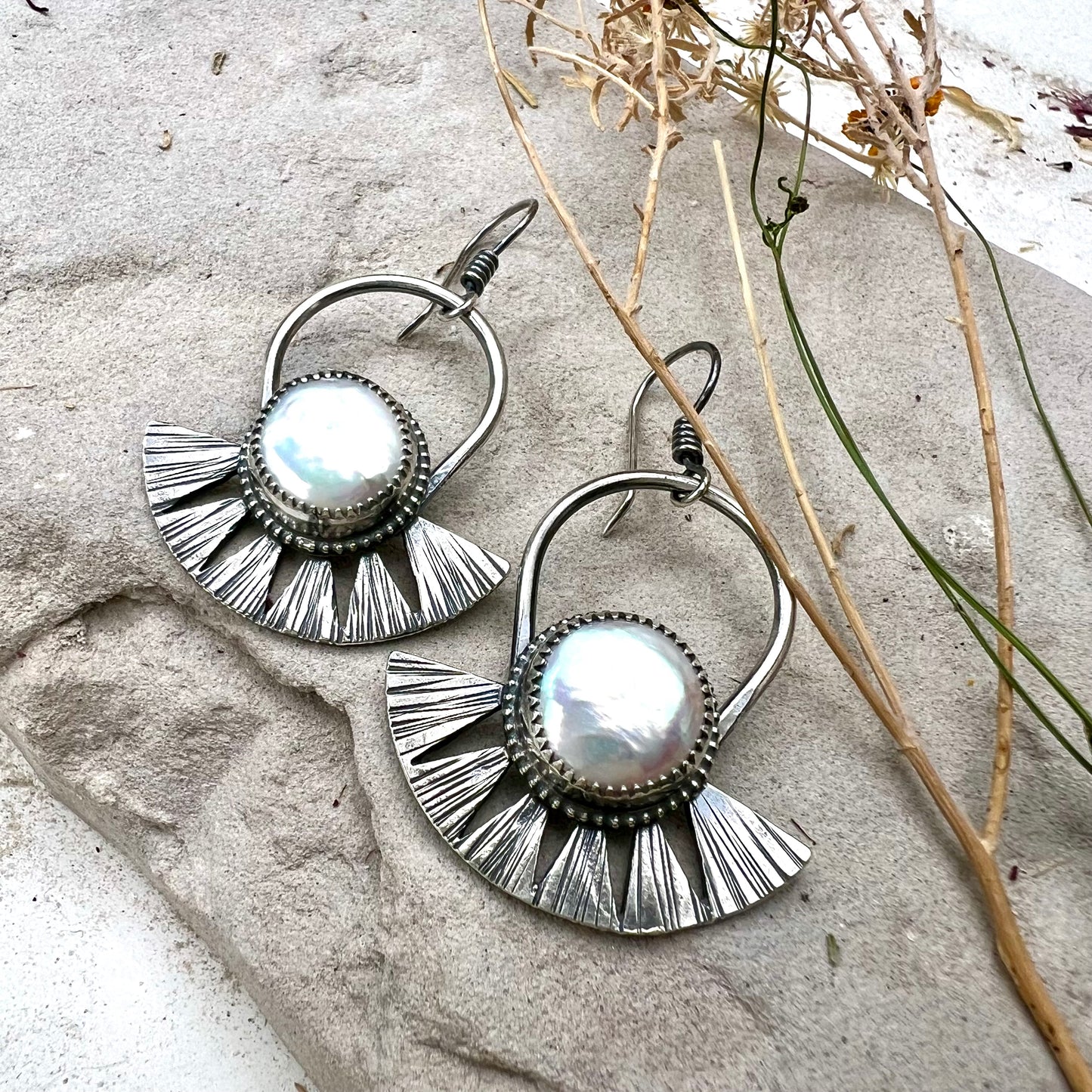 Freshwater Pearl Juniper Hoop Earrings