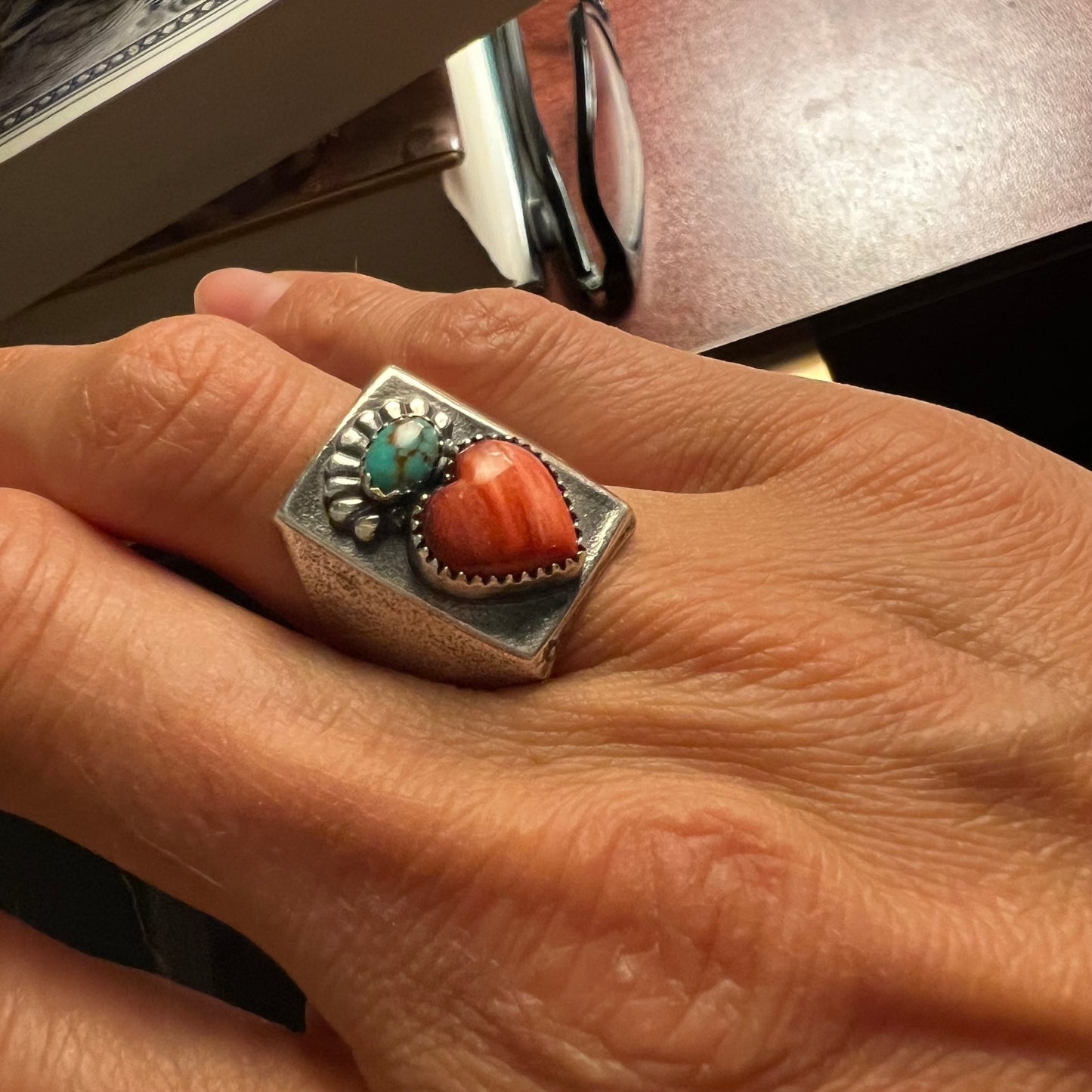 Corazón Signet Ring