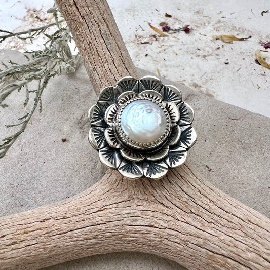 Pearl Blossom Ring