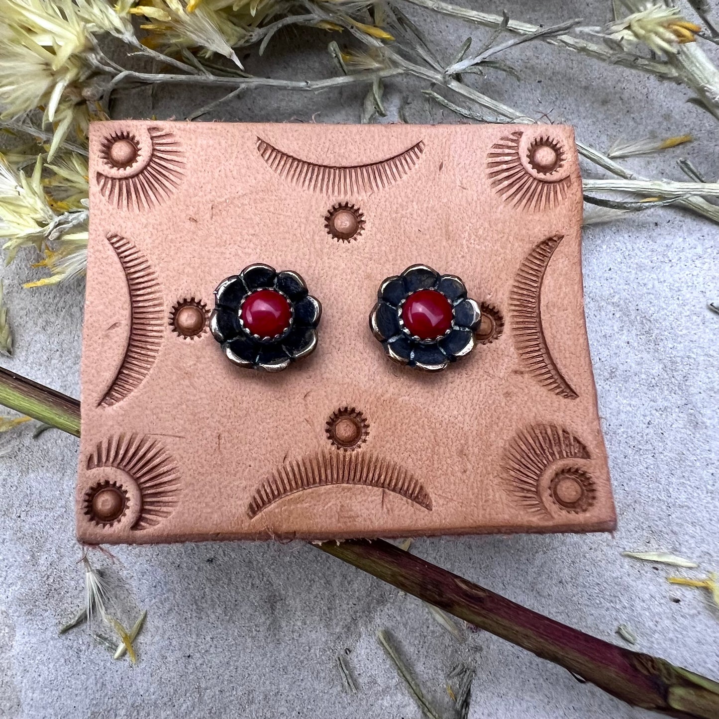 Flower Post Earrings