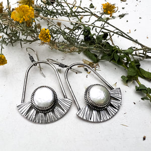 Freshwater Pearl Juniper Hoop Earrings