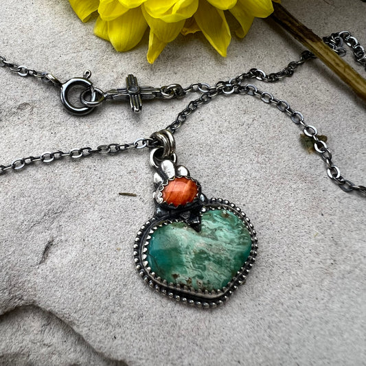 Turquoise Corazón Necklace