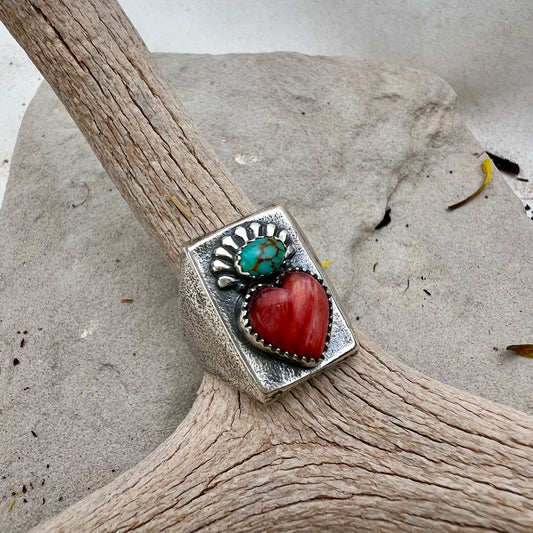 Corazón Signet Ring