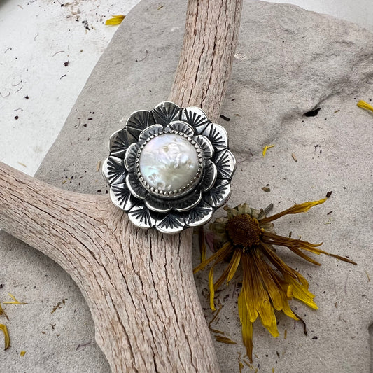 Freshwater Pearl Flower Ring