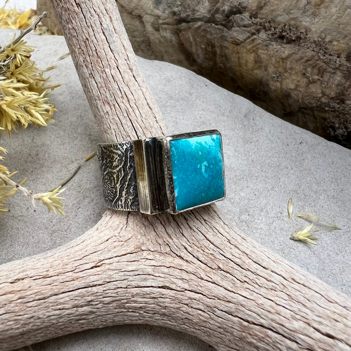 Reticulated Turquoise Band