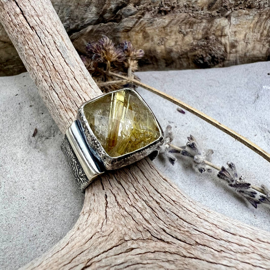 Rutilated Quartz Ring