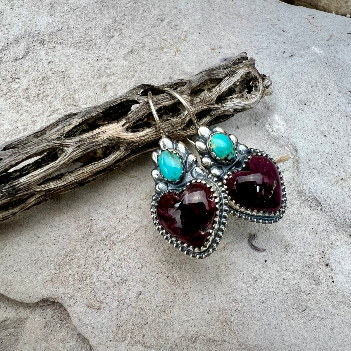 Corazón Earrings