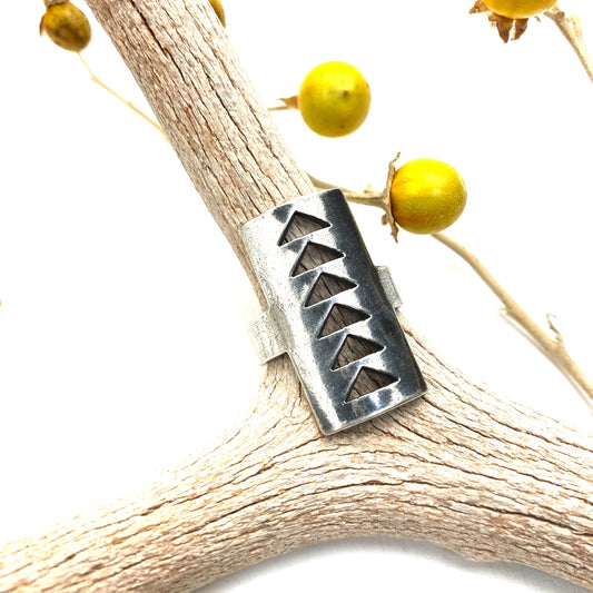 Apex Ring