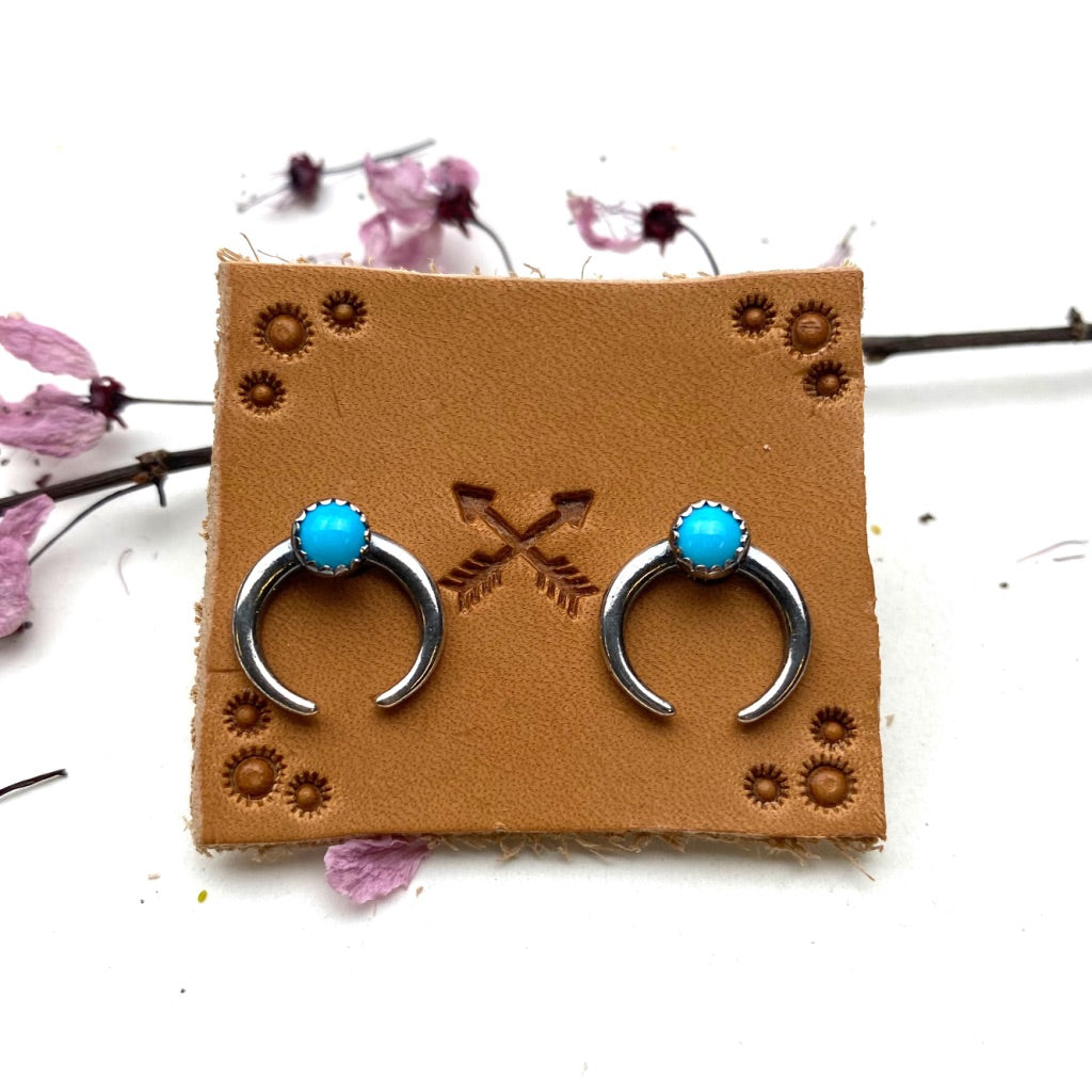 Tiny Naja Earrings - Meltdown Studio Jewelry